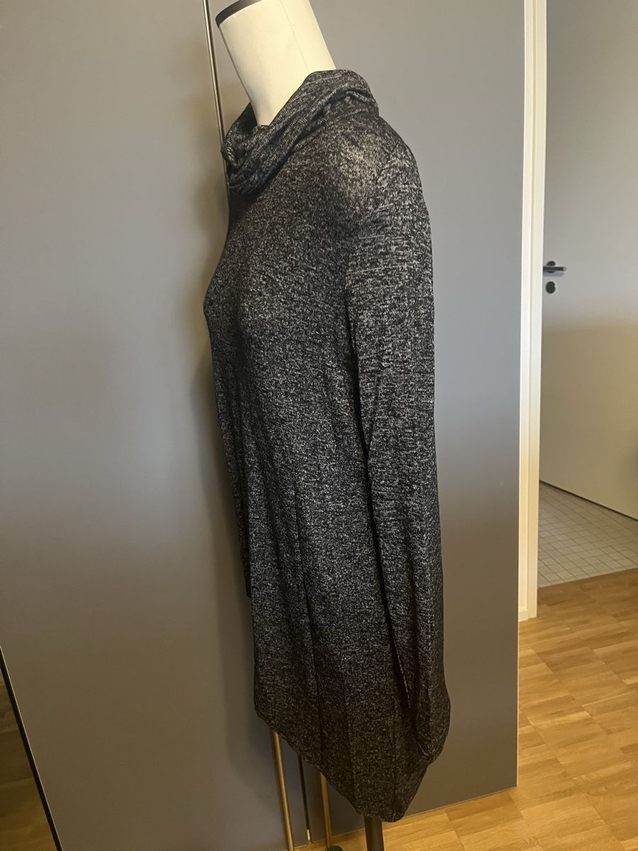 New Look Pullover & Sweatshirts: New Look Pullover Gr. 8 – Gebraucht aus Zollikerberg von LLV 5