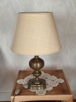 Tischlampe mit Stoffschirm