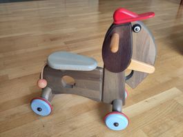 Janoschik Elefant auf Rollen, Rutschspielzeug