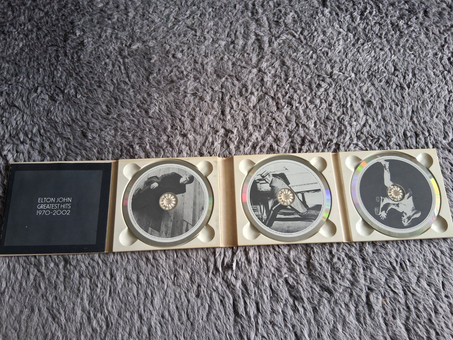 CD: ELTON JOHN   GREATEST HITS   1970-2002     CD – Usato da Wetzikon ZH venduto da Ramones01 3