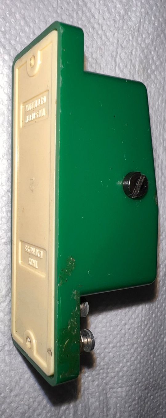 Trix Modellini di ferrovie: Minitrix 66595 Doppelfunktions-Schalter - grün – Usato da Basel venduto da jonnyhaas 2