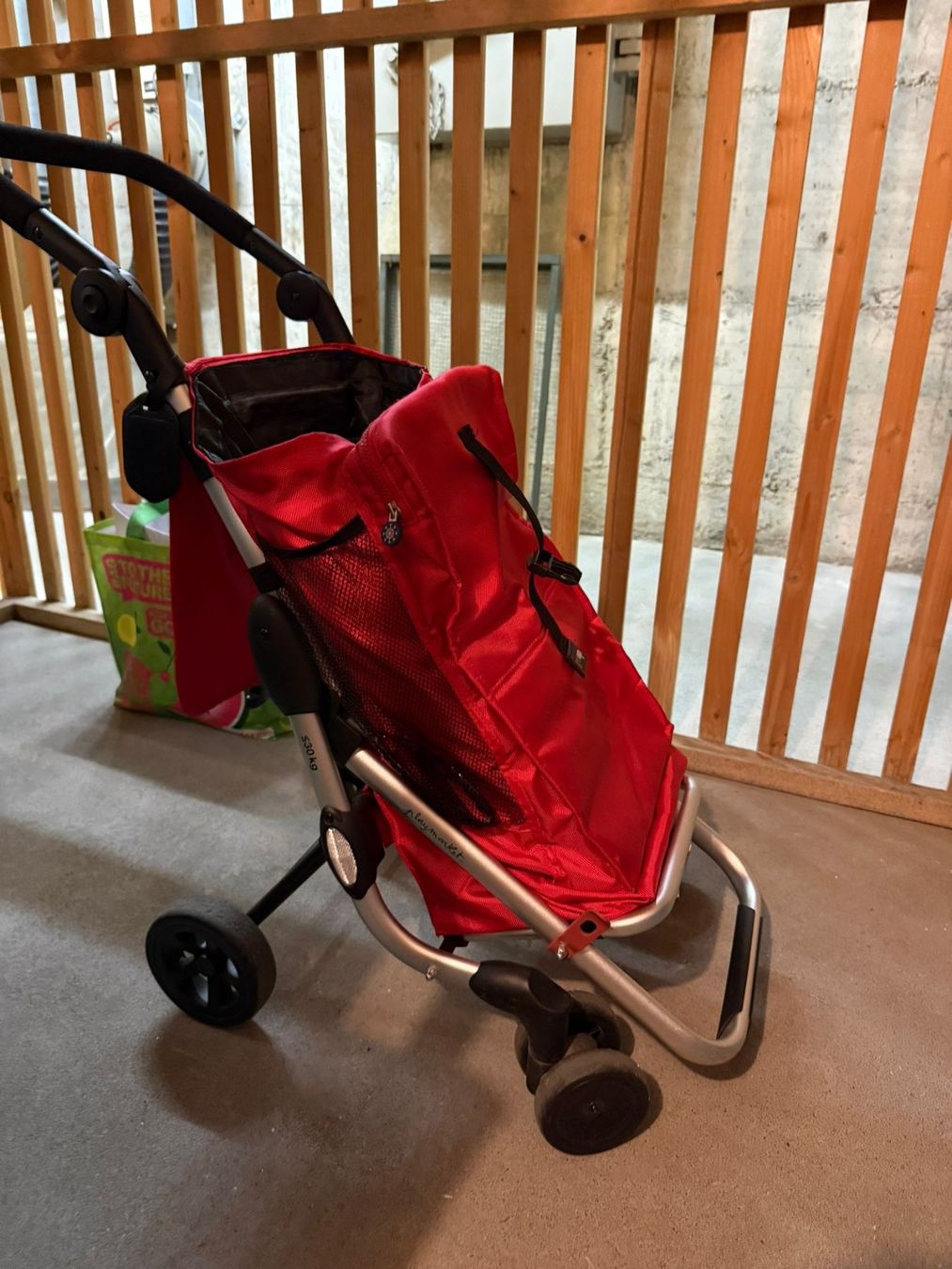 Altro per la casa: Einkaufswagen mit 4 Rädern – Usato da Kriens venduto da Suchmaus