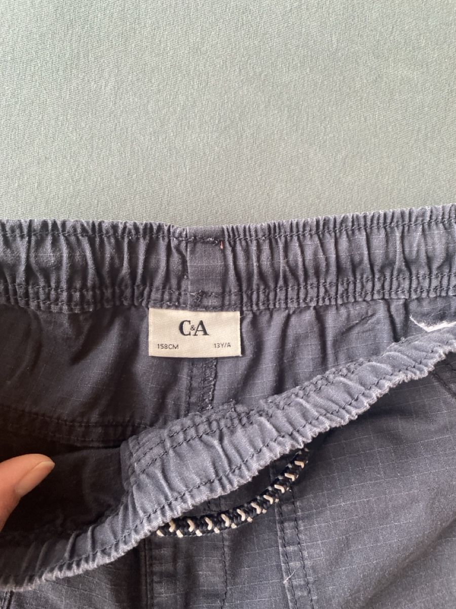 H&M Lotti & Set di vestiti: Shorts für Jungs – Usato da Watt venduto da Smah 1