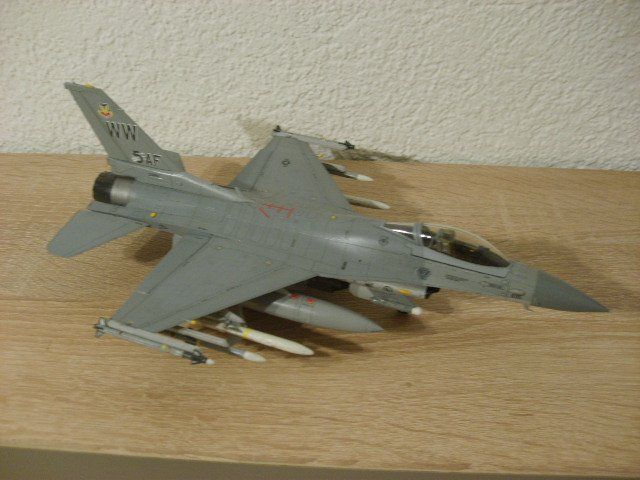 Tamiya Kit di modellismo & Modellini statici: *** F-16 Modell 1:48 *** – Nuovo (secondo la descrizione) da Altbüron venduto da CoinWorld 4