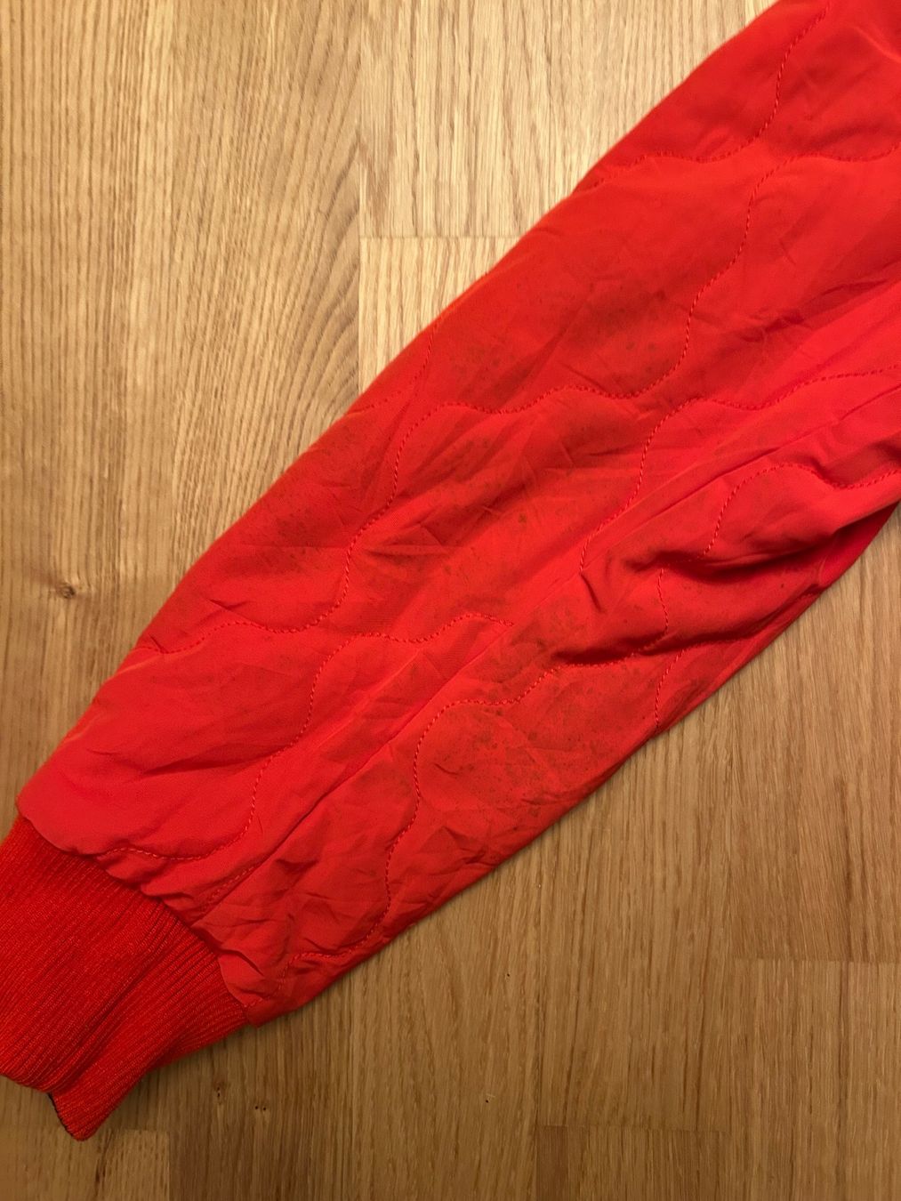 Lacoste Giacche: Lacoste Bomberjacke Rot/Dunkelblau Grösse M – Usato da Luzern venduto da ThrowbackVintage 8