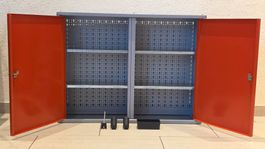 Robuster Werkzeugkasten aus Metall, abschliessbar, 80x60x20