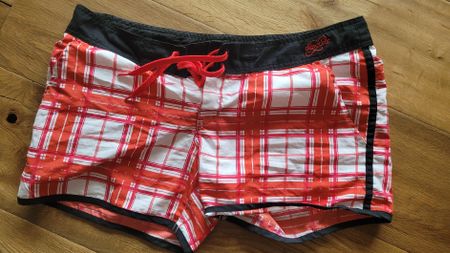 Obscure Badeshorts Gr. 40 - Kariert, Rot - Top Zustand!