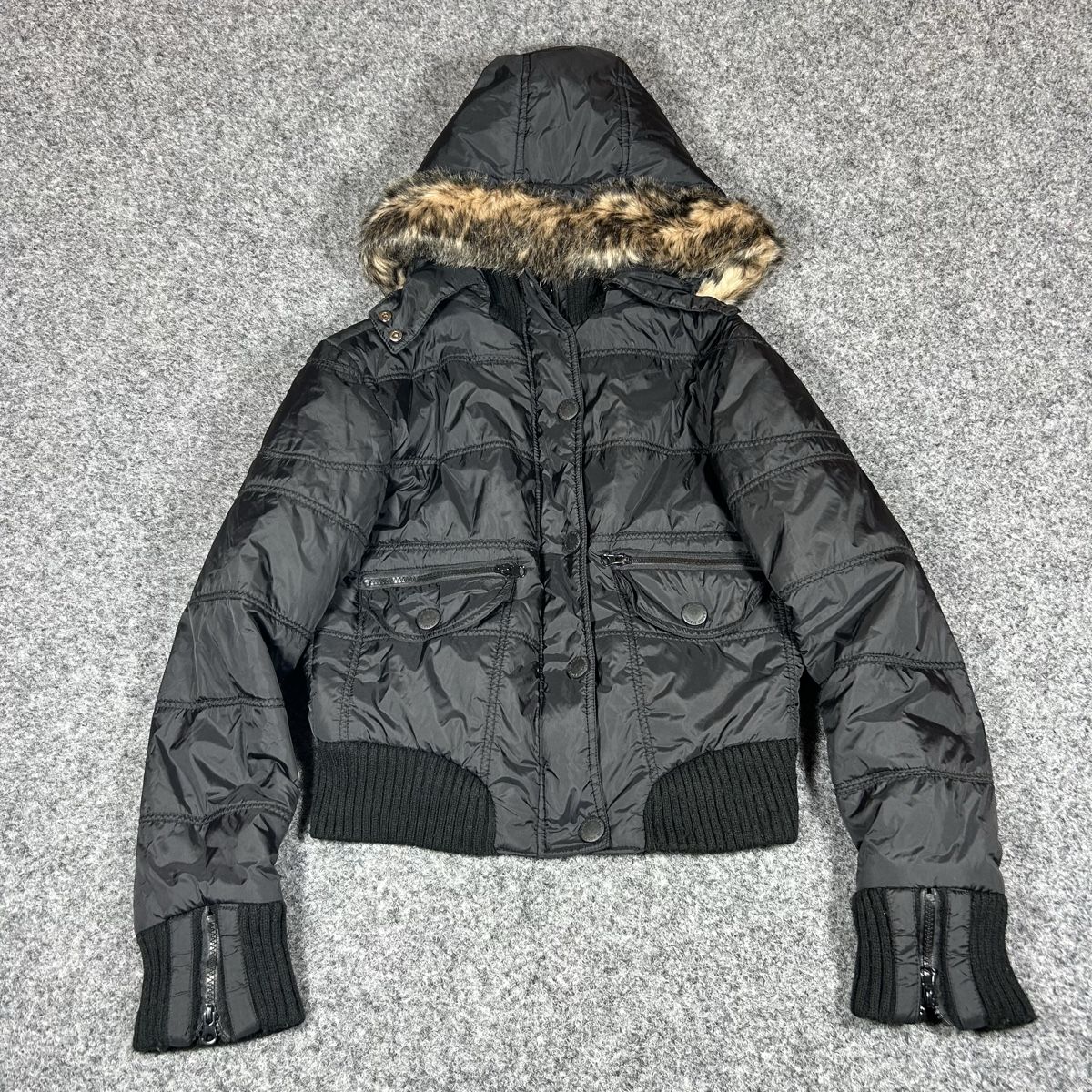 Giacche: Bomber fashion addict  – Usato da La Sagne NE venduto da Matlasape