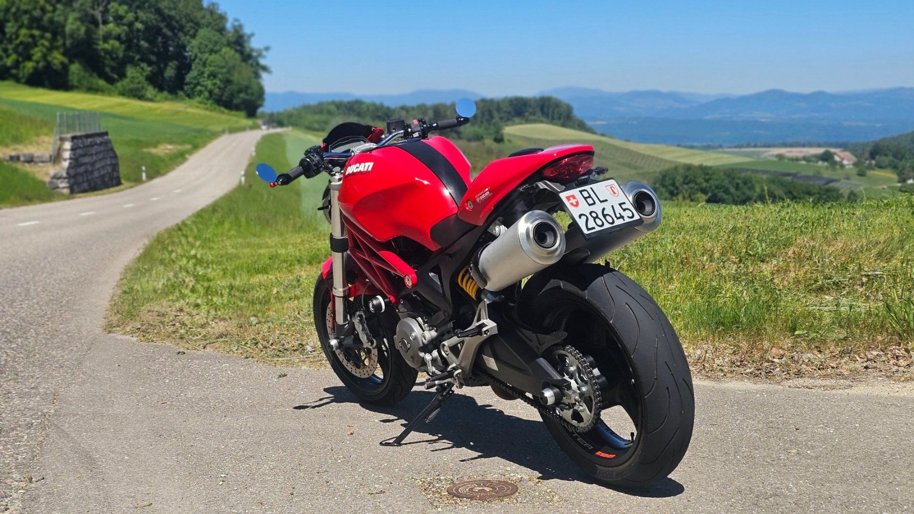 Ducati Strada: Ducati MONSTER 696 frisch ab MFK – Usato da Sissach venduto da Swagga 4