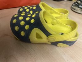 Kinder  Clogs Bella Grösse 26blau gelb gebraucht