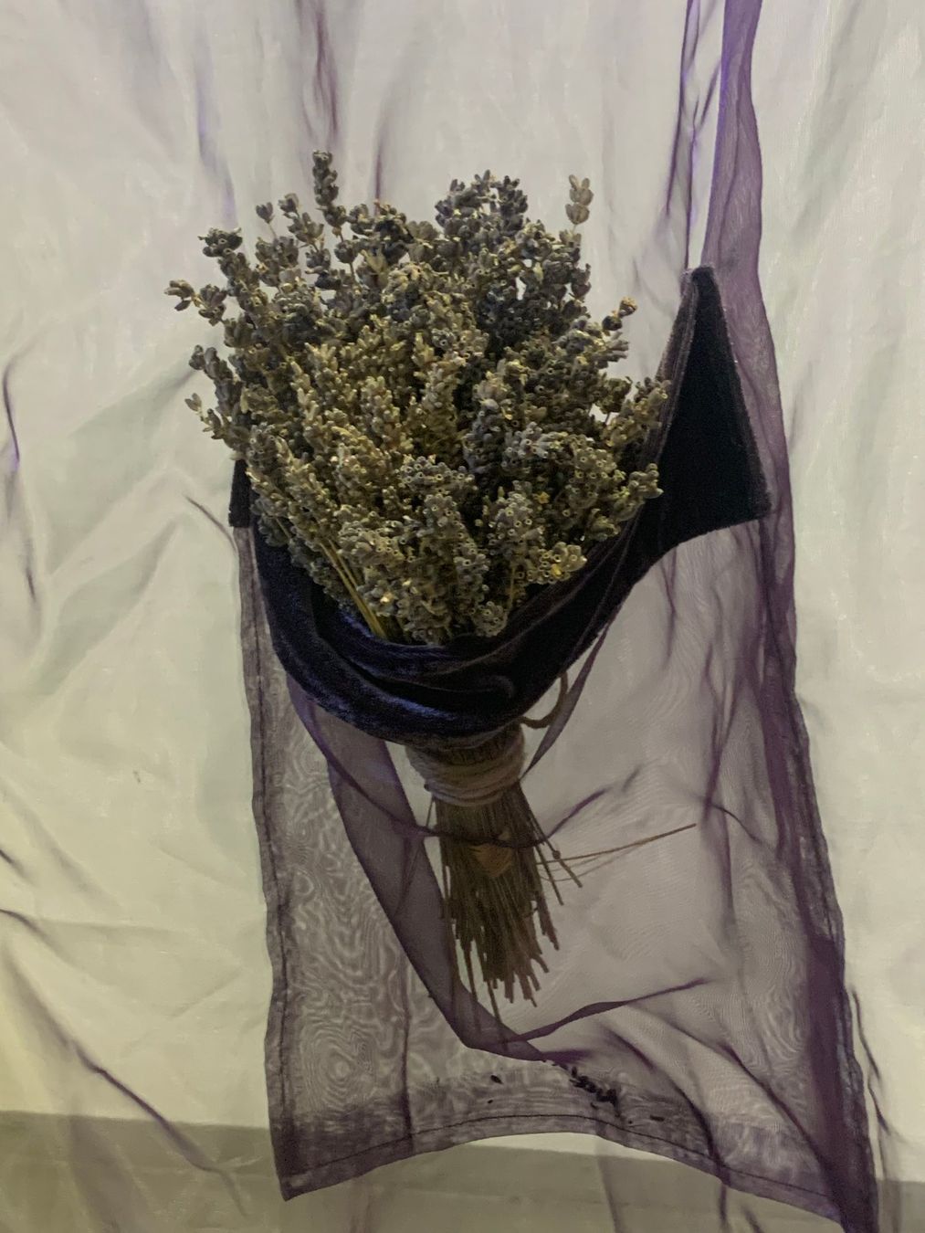 Tende: Voile/Samt Stoff mit 3 Taschen viola – Nuovo e nell'imballaggio originale da St. Gallen venduto da Miousch 3