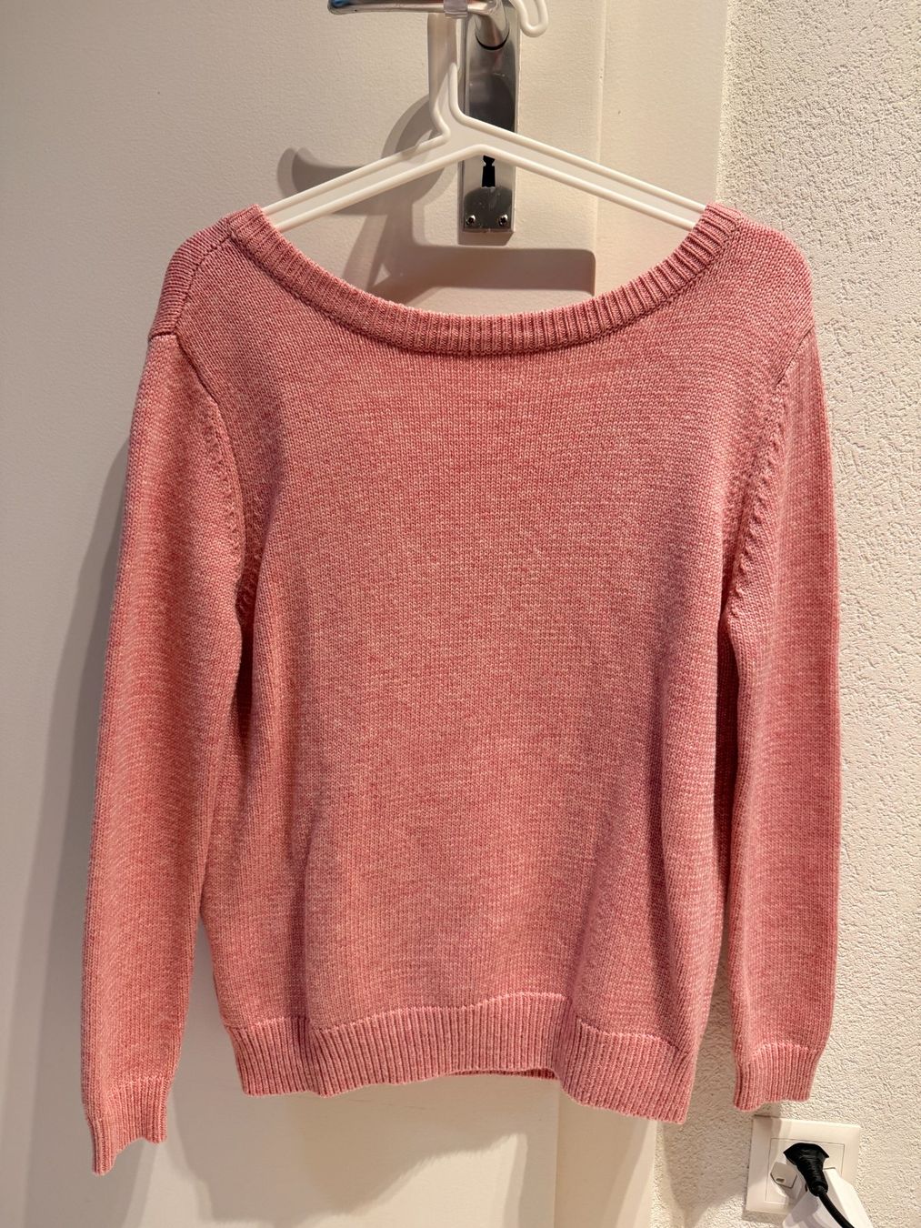Lotti di vestiti: Kaschmir-Set: Pullover + Hose, rosa/malve, Gr. 40 – Usato da Montreux venduto da Spartack88 1