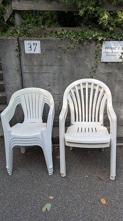 Chaises: Gartenstühle – D'occasion à Biel/Bienne par juliaaebi