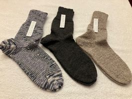 1 Paar neue handgestrickte Socken Nr. 47/48 zur Auswahl