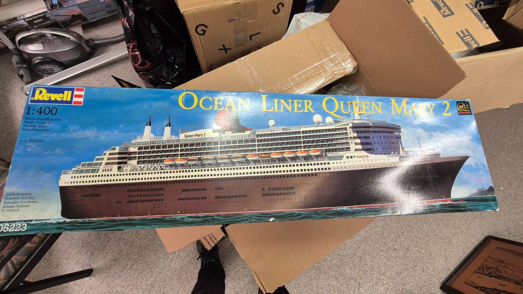 Revell Kit di modellismo & Modellini statici: Ocean Liner Queen Mary 2 – Nuovo (secondo la descrizione) da Wettingen venduto da Mmarb