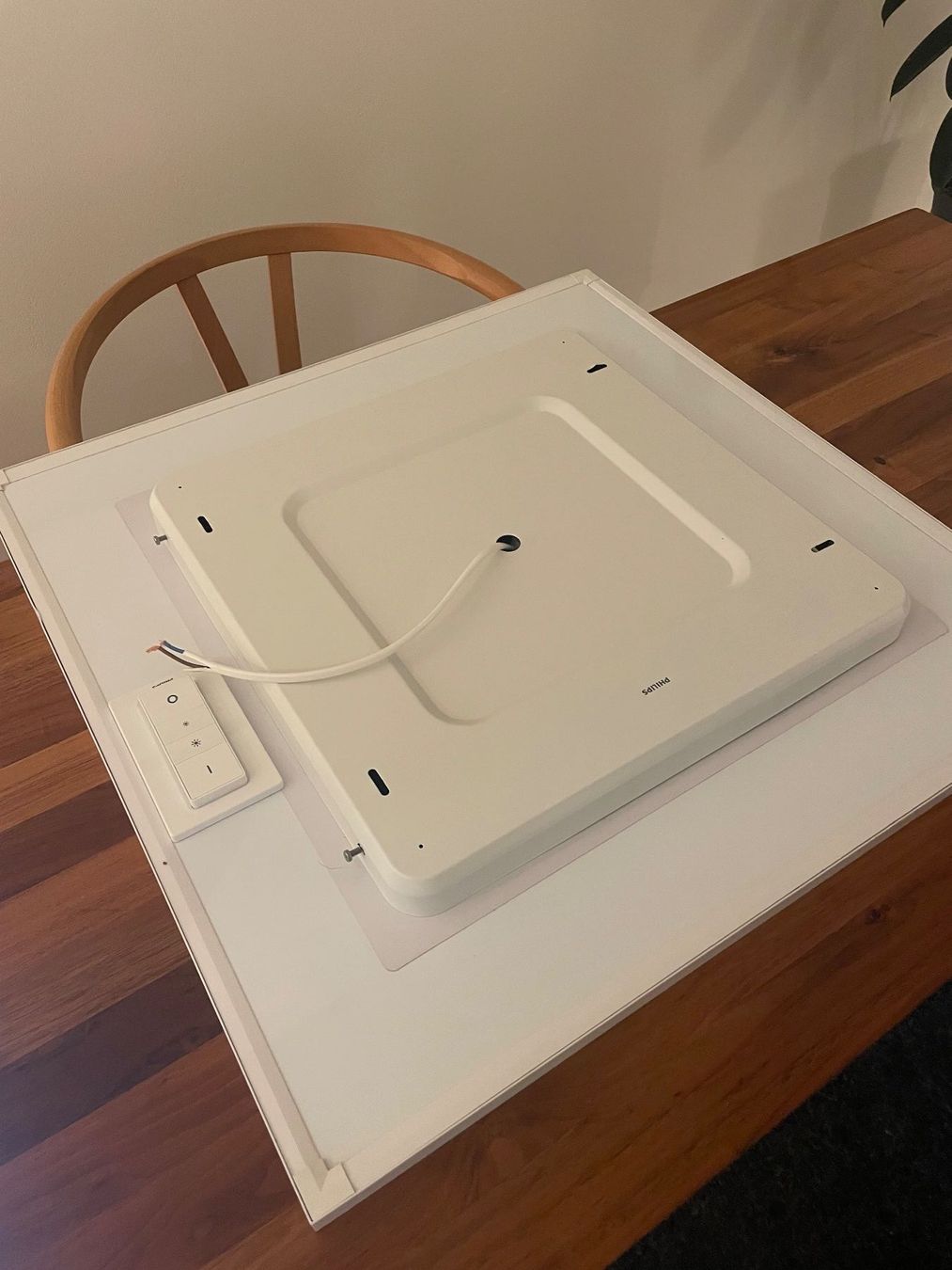 Philips Lustres & lampes de plafonds: Philips Hue Aurelle 60x60 super Leuchte – D'occasion à Adliswil par mg565758 5