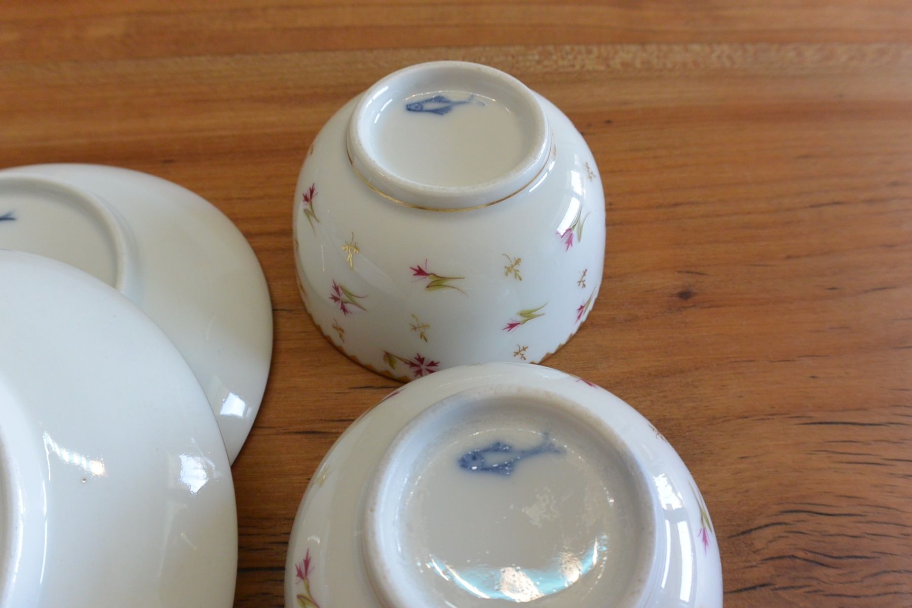 Set di piatti: Original Nyon Porcelain: 2 Koppchen mit Unterteller – Usato da Meilen venduto da stocki56 4