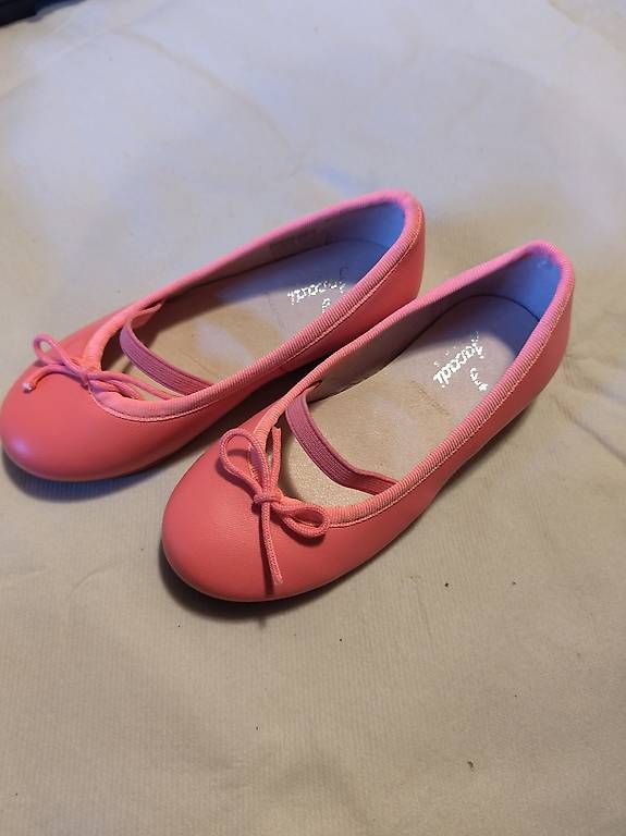 Schuhe für Jungen: Ballerine Jacadi, taille 25, neuve , chaussures enfant  – Gebraucht aus Veyrier von cec_2xq6 2