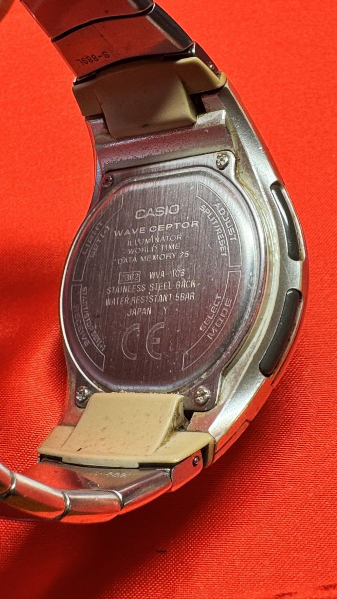Casio Orologi: Casio Wave Ceptor WR 50M Analogu-Digital Uhr – Usato da Untersiggenthal venduto da TimeandShine 5