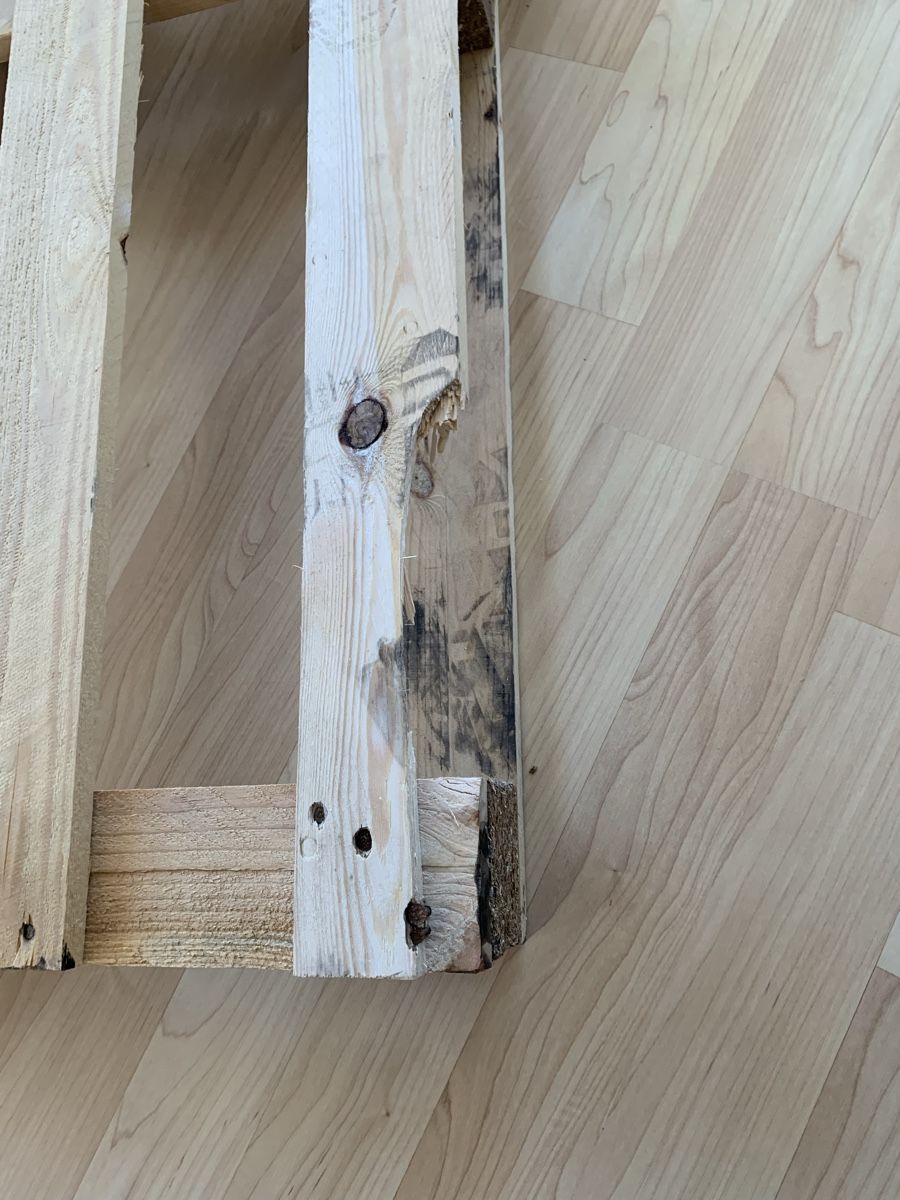 Pallets: 2 Holzpaletten 80x60cm – Usato da Stäfa venduto da nin_dv8m 2