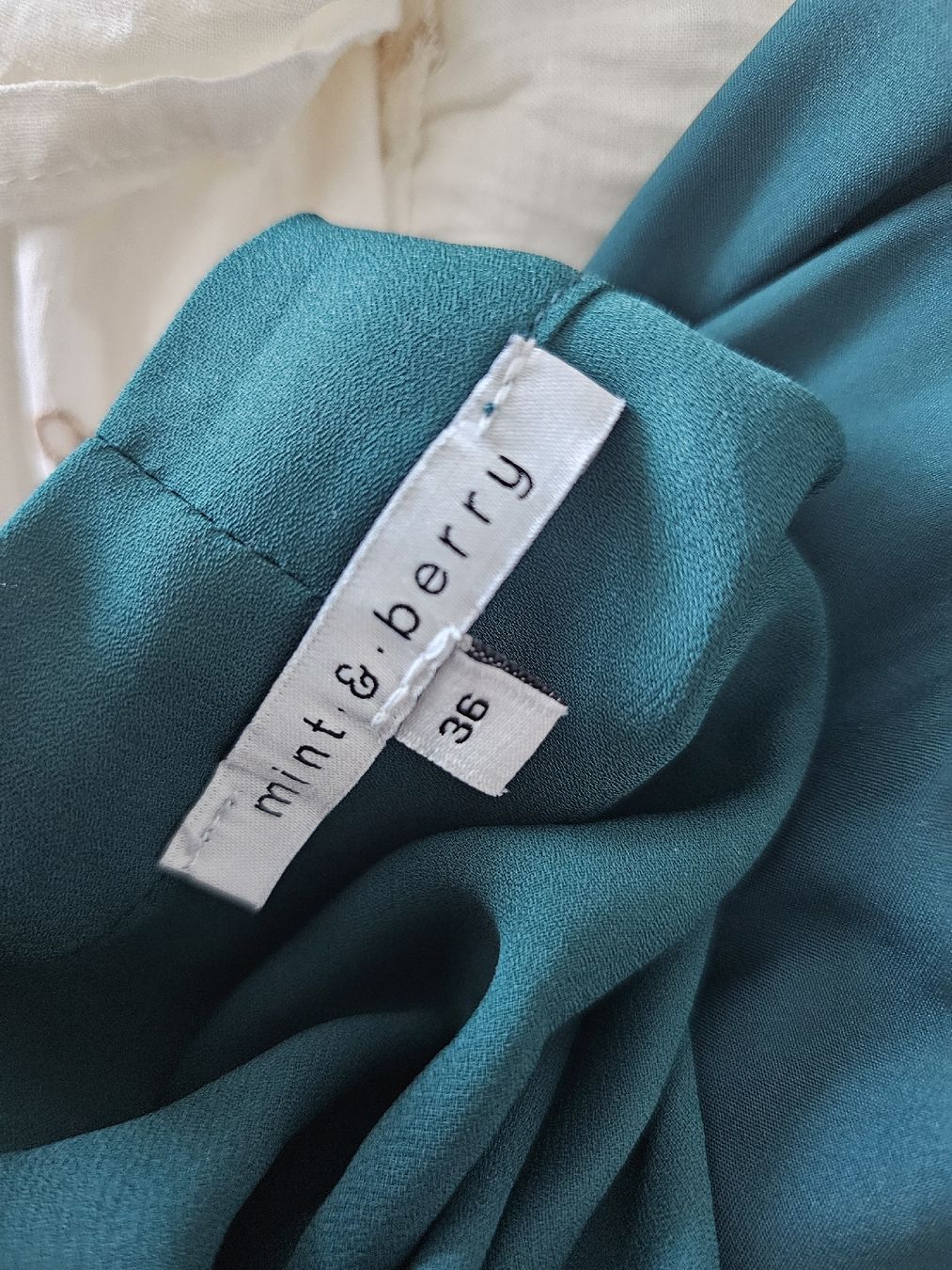 Vestiti: Elegantes Kleid mit Schleife Gr. 36 – Usato da Grosshöchstetten venduto da Qenko 3