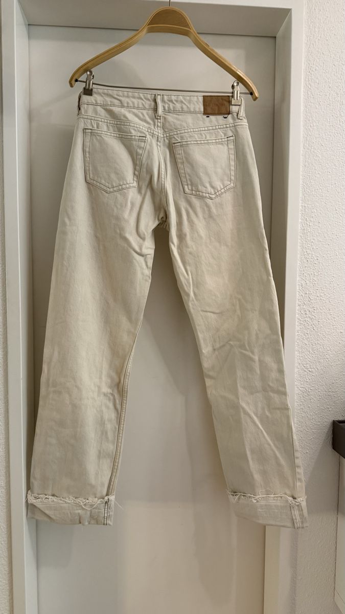 Weekday Jeans: Weekday Arrow jeans – Gebraucht aus Kloten von S_m00 1