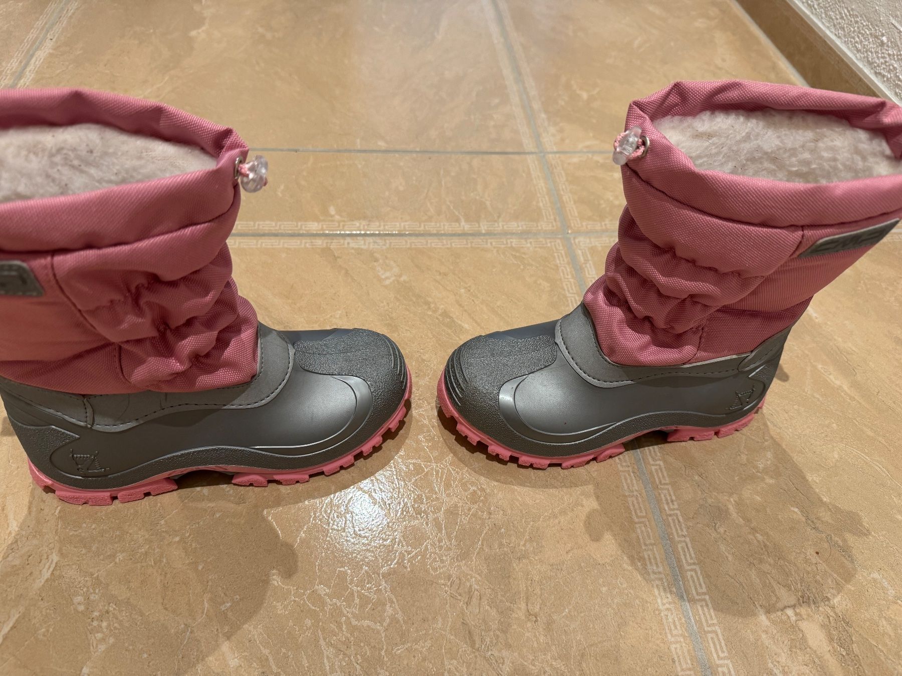Scarpe per ragazze: CPM Winterstiefel, 31 – Usato da Klingnau venduto da Markus14