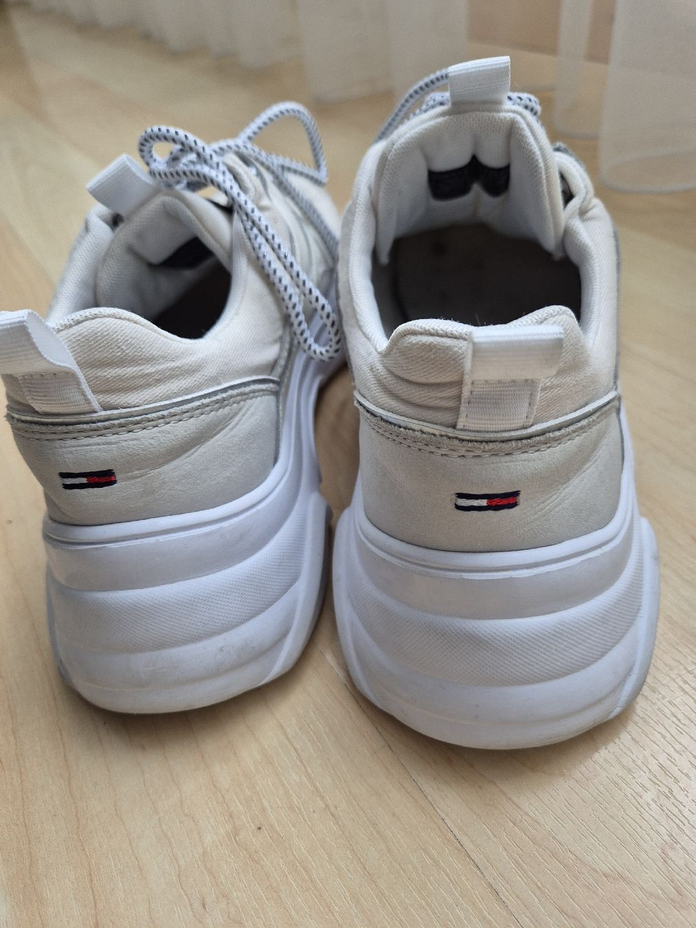 Tommy Hilfiger Scarpe da donna: Tommy Jeans Sneaker Chunky Plateau Gr.40 – Usato da Rotkreuz venduto da tat_8zds 2