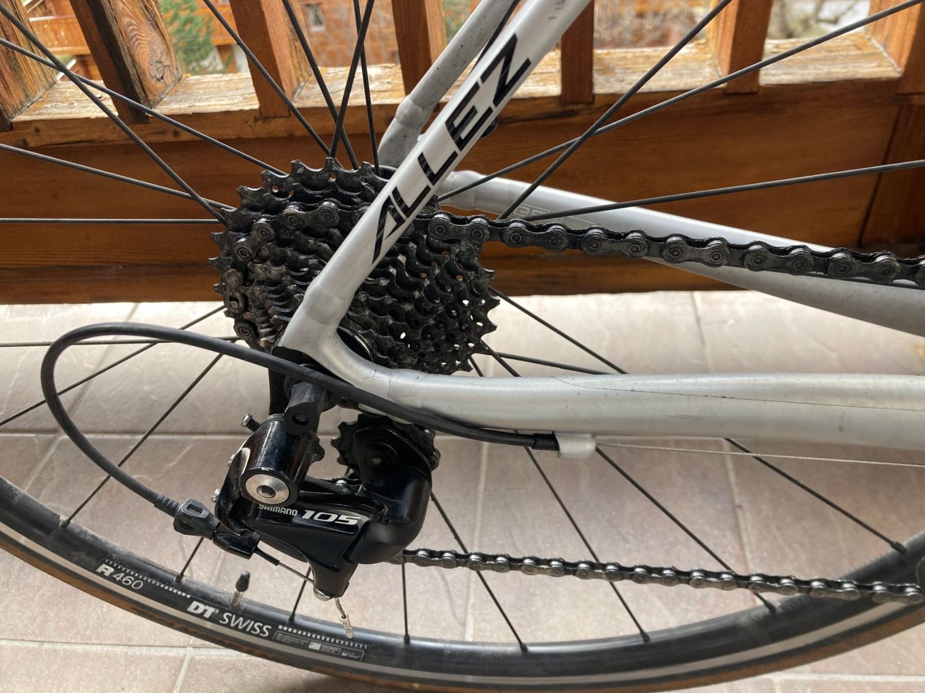 Specialized Velos: Specialized Allez Sprint Comp – Gebraucht aus Crans-Montana von  3
