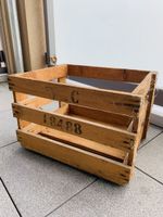 Jolie caisse en bois, ancienne