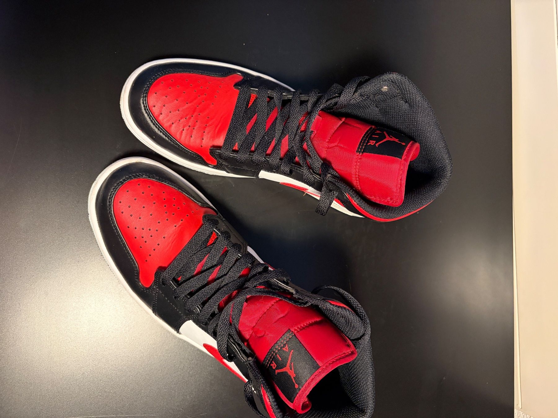 Jordan Scarpe da uomo: Nike Air Jordan 1 Mid "Bred Toe" | Gr. 42.5 – Usato da Adelboden venduto da Bercel 6