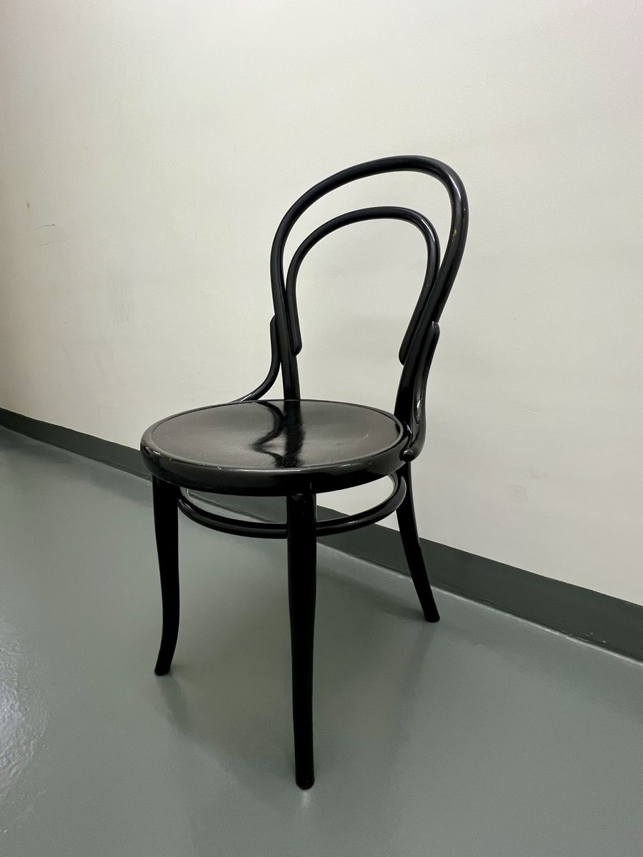 Thonet Stühle: Klassiker von Thonet – Gebraucht aus Zürich von nicozh78 1