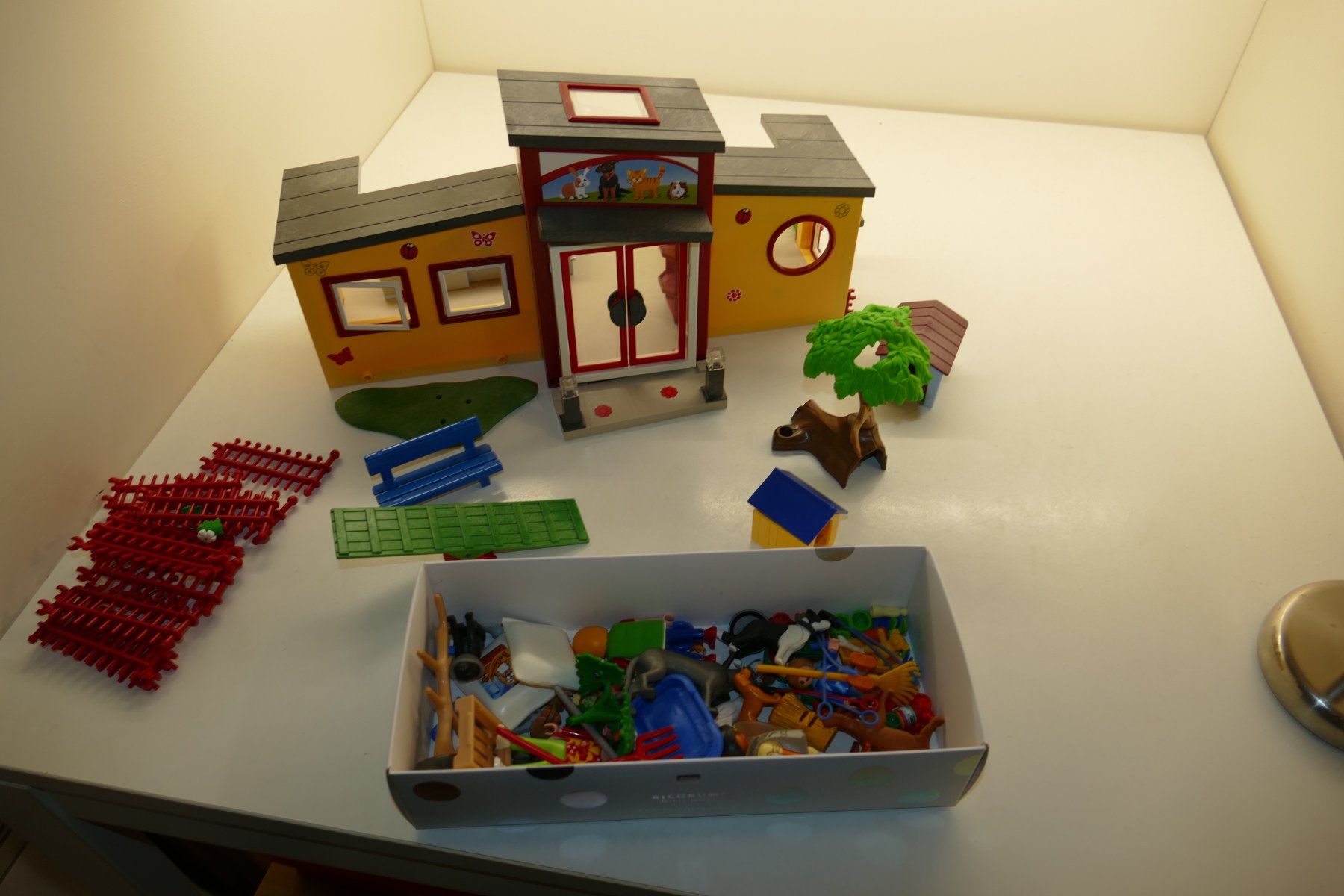 Playmobil Giocattoli: Playmobil: Tierhotel Pfötchen – Usato da Niederhasli venduto da rail-duerst