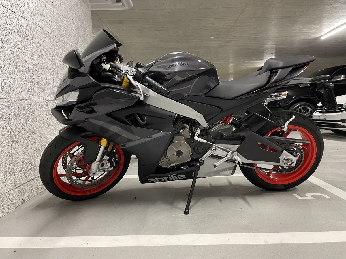 Aprilia Strada: Aprilia RS660 2025 70kW – Usato da Altdorf UR venduto da commodo 3
