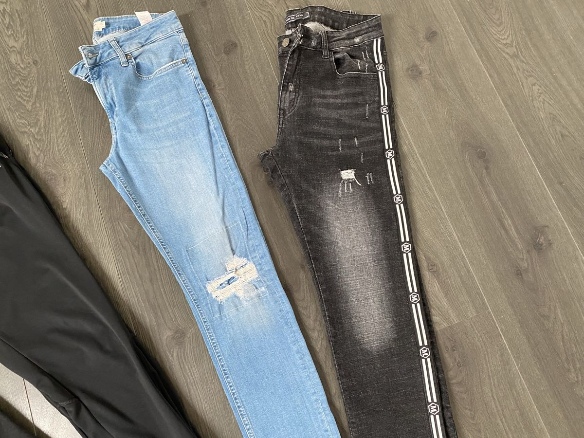 Lotti di vestiti: Kleiderpaket mit 5 Hosen Grösse S – Usato da Hägglingen venduto da Karin0802 7