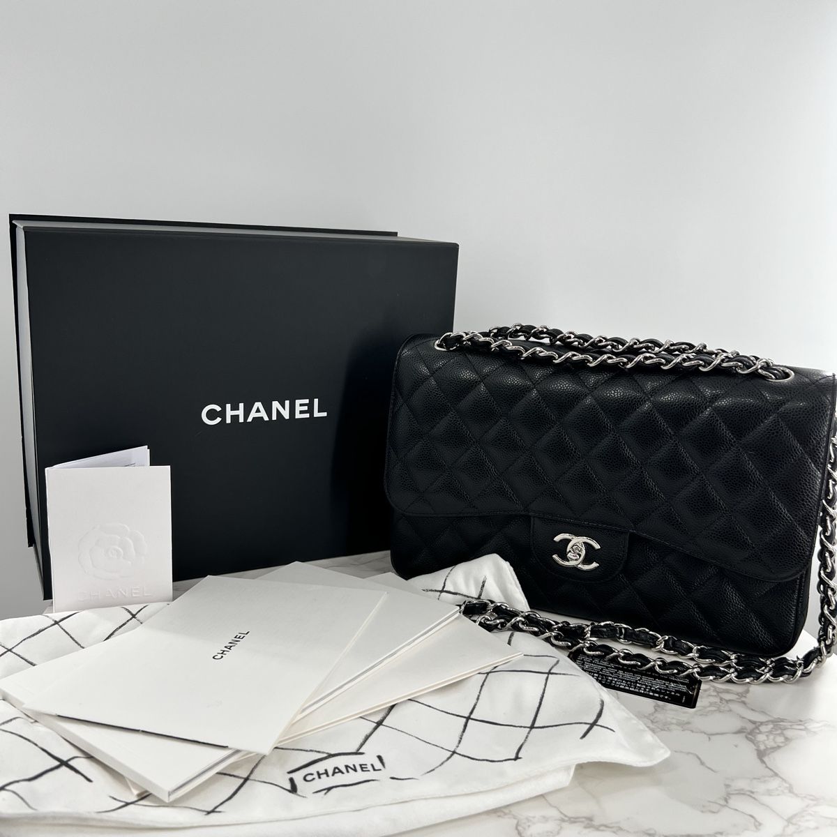 Chanel Sacs femmes: CHANEL Classic Flap Bag – Large – Neuf (Voir description) à Neuenhof par marieclaireclaus