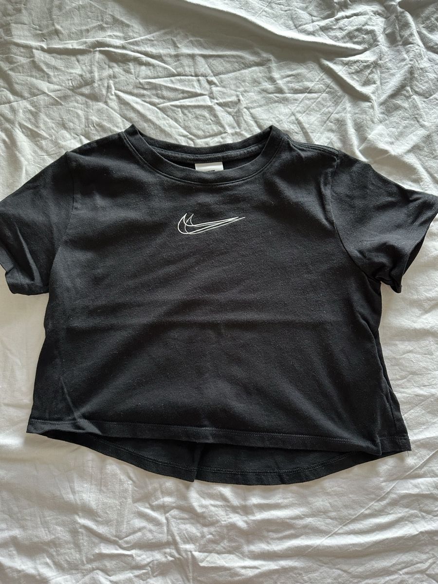 Nike Camicette, T-shirt & Top: T-shirt Nike – Nuovo (secondo la descrizione) da Sion venduto da nao_2cg5