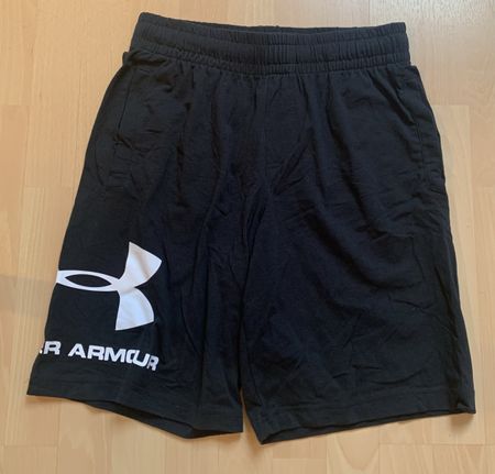 Under Armour kurzhose