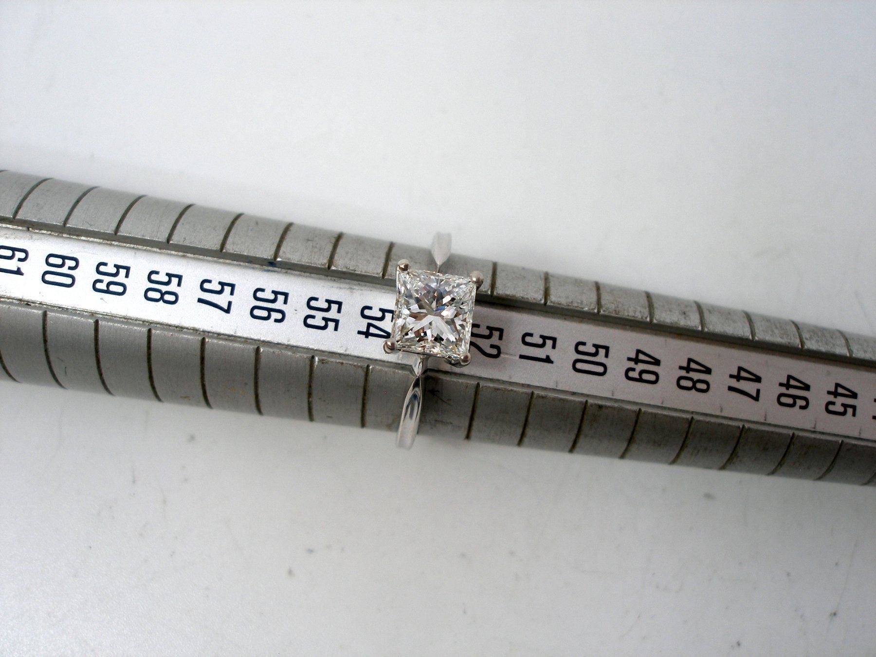 Ringe: 0.750 WG 1.25 CT SOLITAIRE PRINCESS – Neu und originalverpackt aus Zürich von SWISSTIMEARTS-AG 6