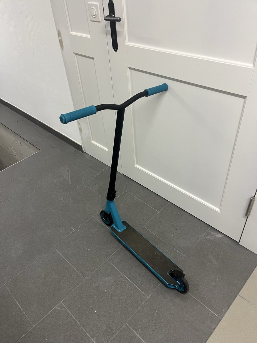 Scooter: Stunt Scooter Chilli blau schwarz  – Usato da Wohlen AG venduto da An_Matt00 2