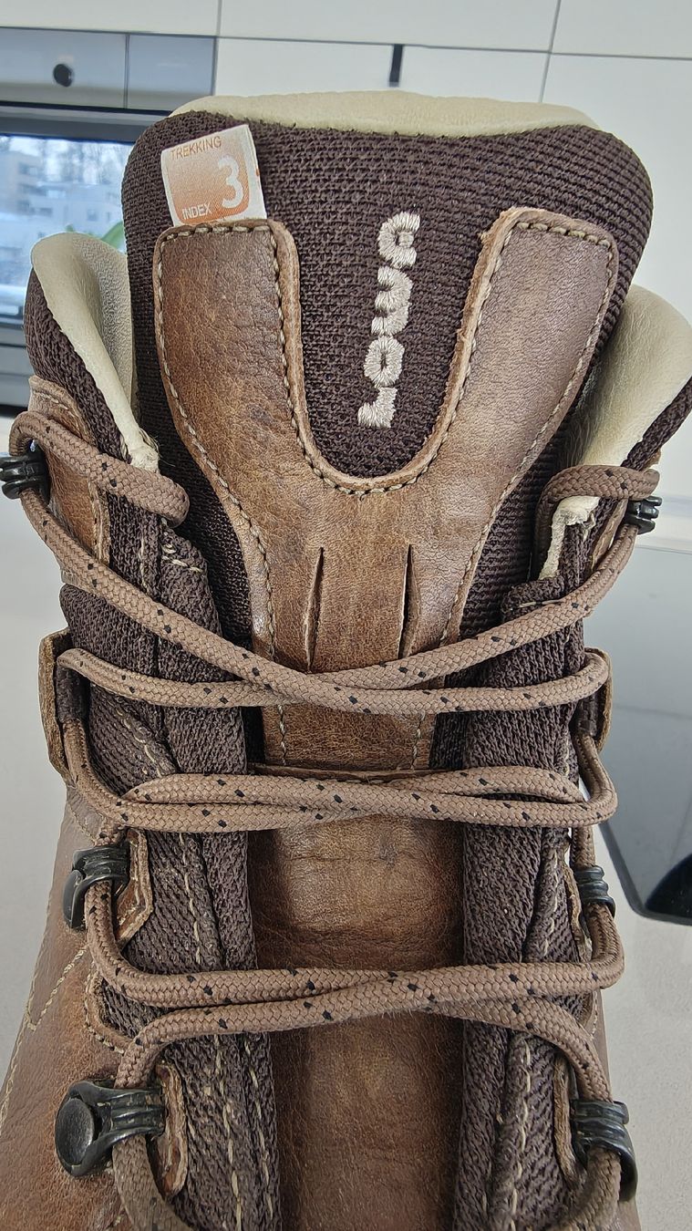 Lowa Scarpe da donna: LOWA Wanderschuh Leder – Usato da Meggen venduto da nixentrixen 2