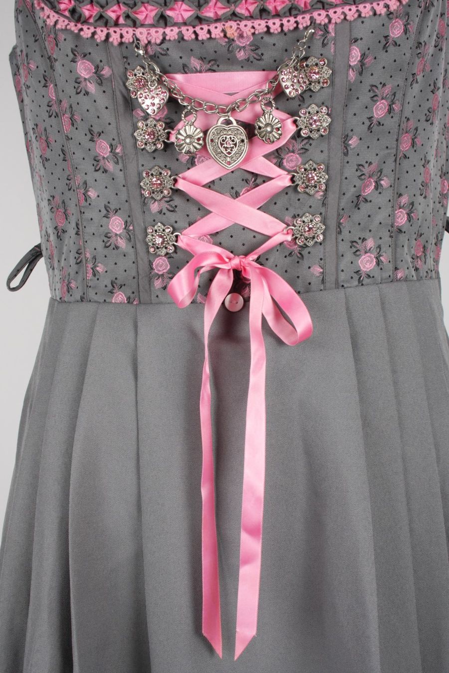 C&A Vestiti: LANDHAUS Dirndl grau/rose gr.40 – Usato da Zollikofen venduto da Restwert_Zollikofen 5