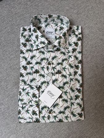 Neues Oscar of Sweden Hemd Gr. 38 / S, Slim Fit