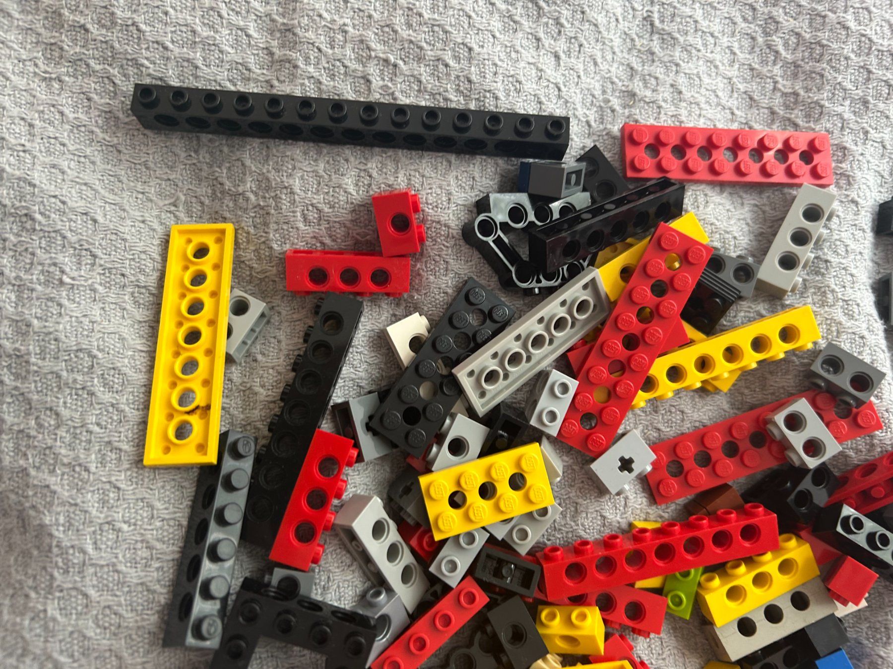 Lego Jouets: 240 Gramm gerade Lego Technik Lochbalken – D'occasion à Volketswil par Daniel68ernst 6