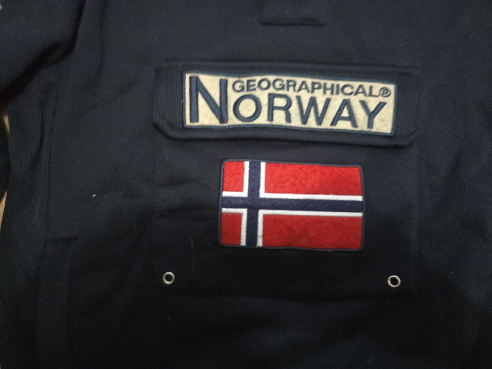 Maglioni & Felpe: Pull Geographical Norway noir, taille S/M, parfait! – Usato da Mont-sur-Lausanne venduto da Didinho 3