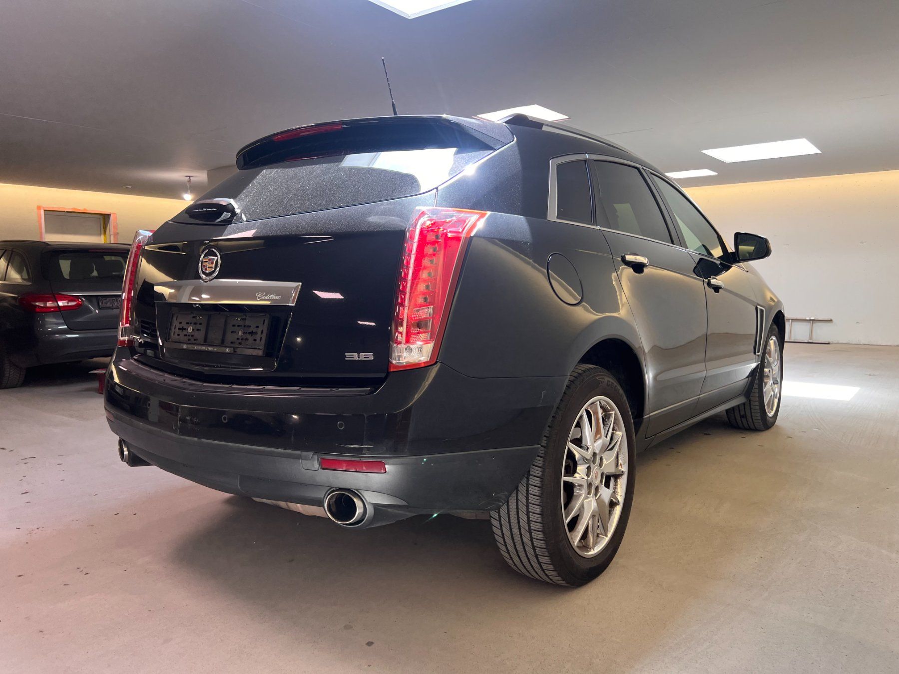 Cadillac Autos: Cadillac SRX 3.6  -  V6 – D'occasion à Pfäffikon SZ par sch_s7zw 2