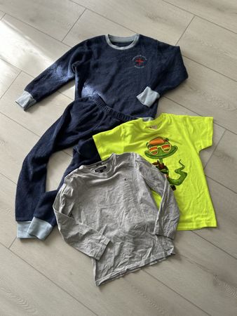 Kleiderpaket Gr.128(siehe Mass)