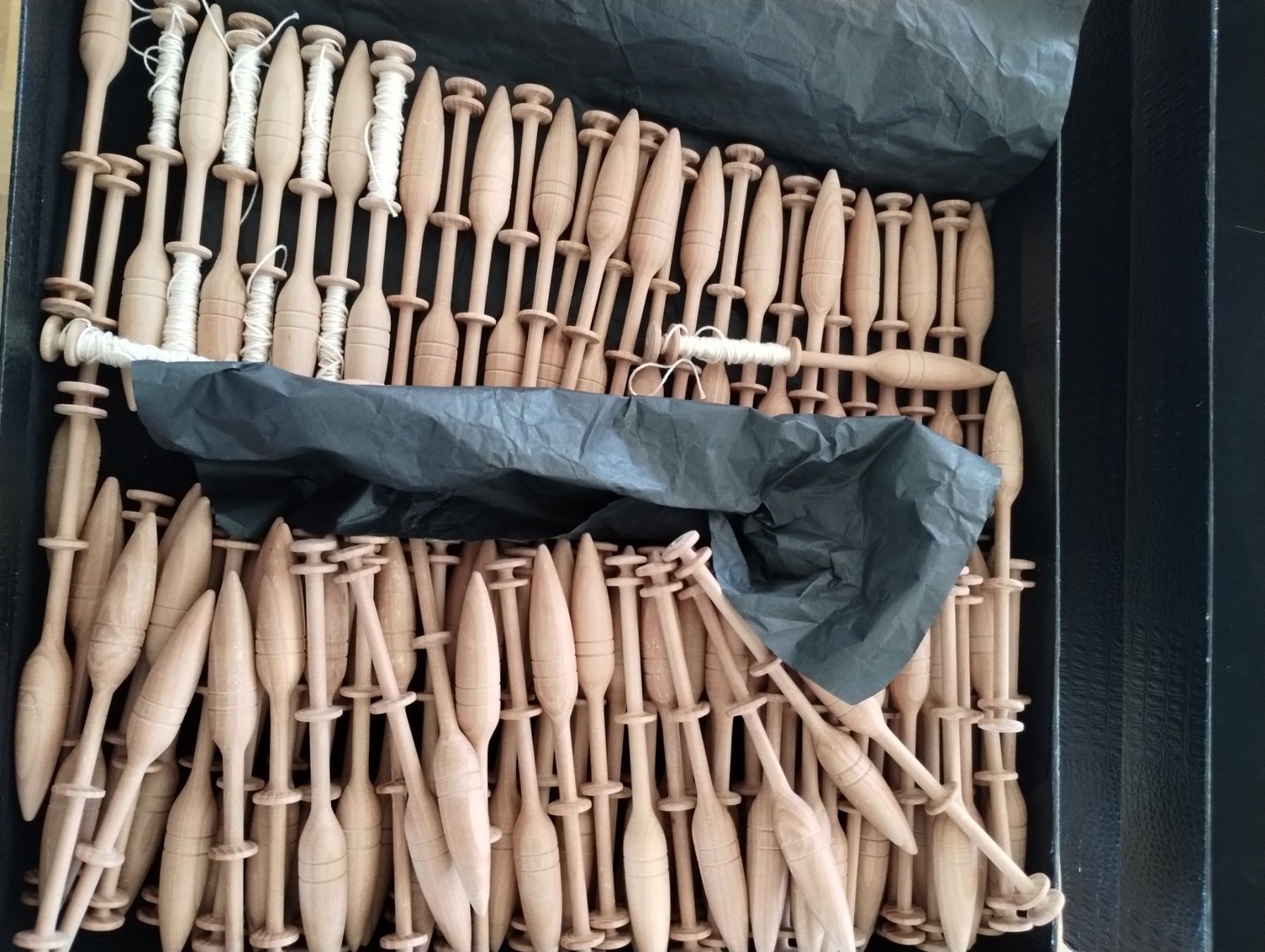 Articoli in legno: Klöppel – Nuovo (secondo la descrizione) da Spiez venduto da cemikaphi