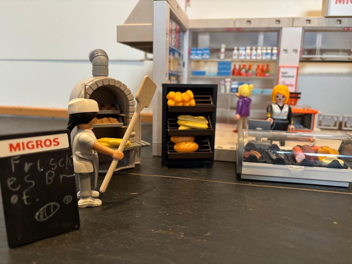 Playmobil Jouets: Playmobil Supermarkt Migros Set – D'occasion à Wernetshausen par YvesR02 4