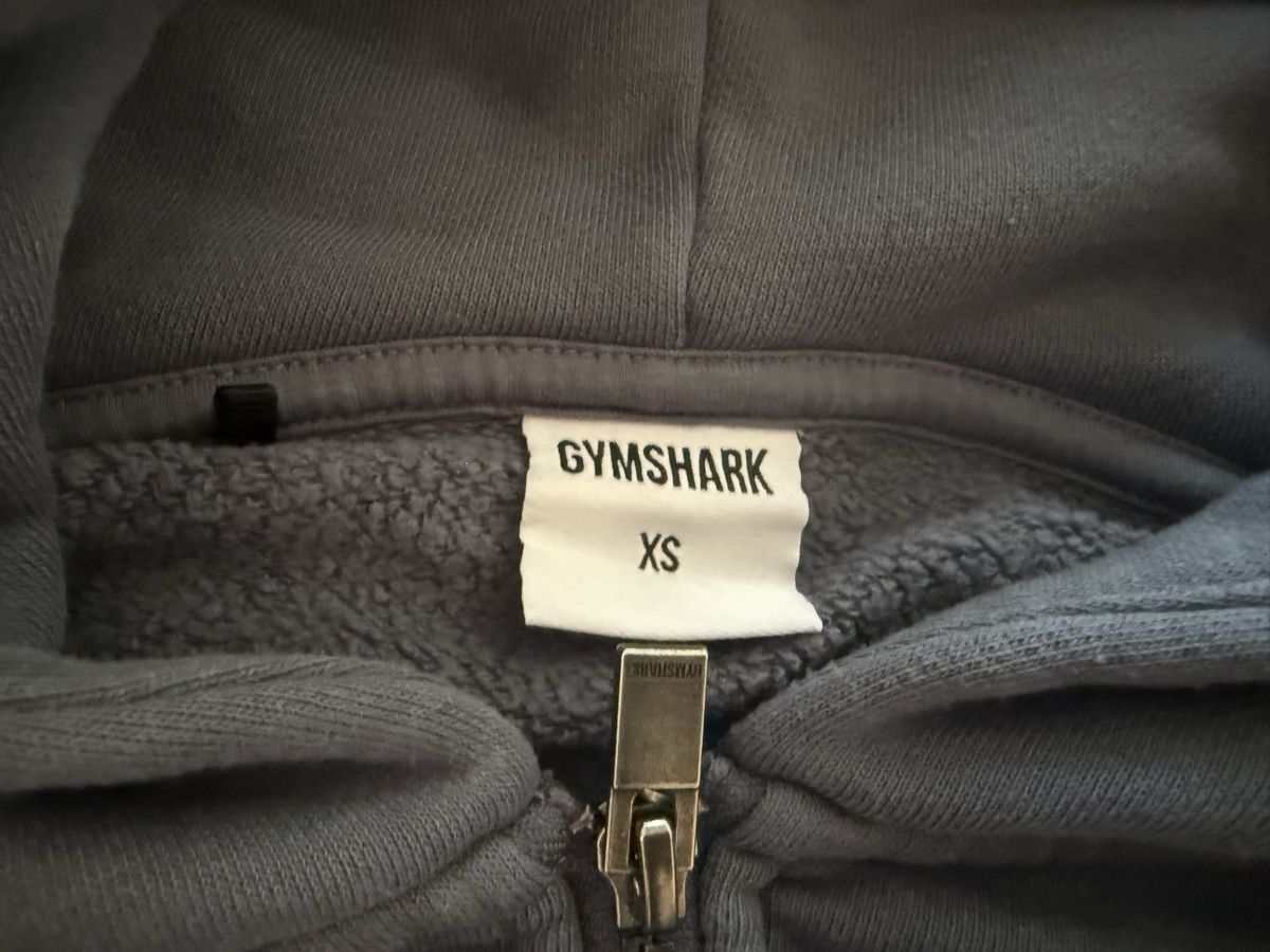 Gymshark Pullover & Sweatshirts: Gymshark Hoodie Gr. XS – Gebraucht aus Uzwil von Weihnachtsgnom 2